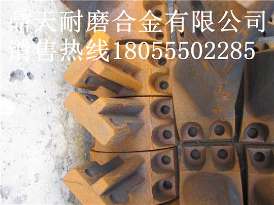 山東圓友1000水泥攪拌機(jī)口襯板、中葉片、側(cè)拌葉廠家熱賣